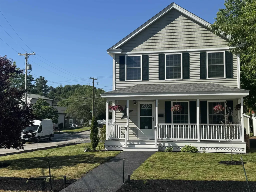 142 Comeau Street Manchester NH 03102