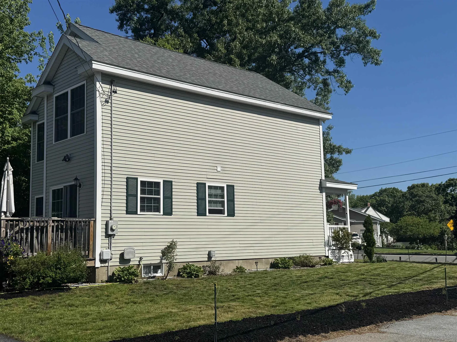 142 Comeau Street Manchester NH 03102
