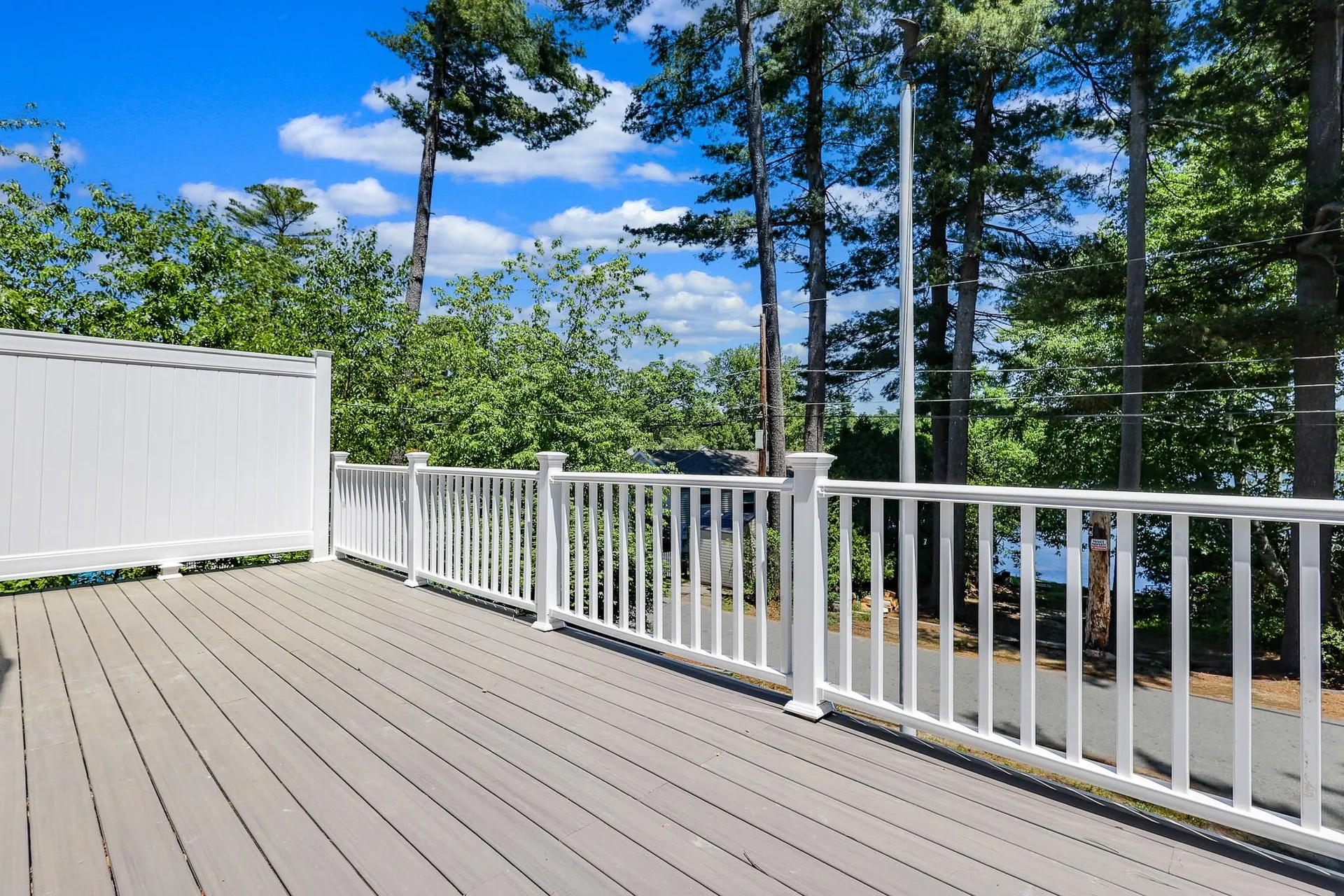 40 Grove Avenue Salem NH 03079
