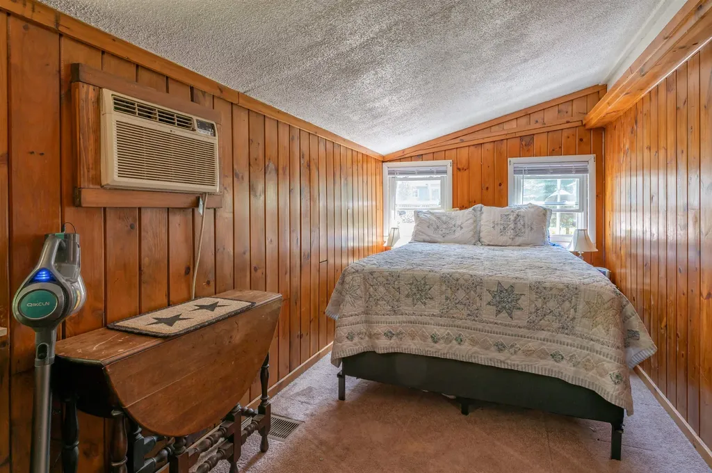 9 Upper Scotland Drive Raymond NH 03077