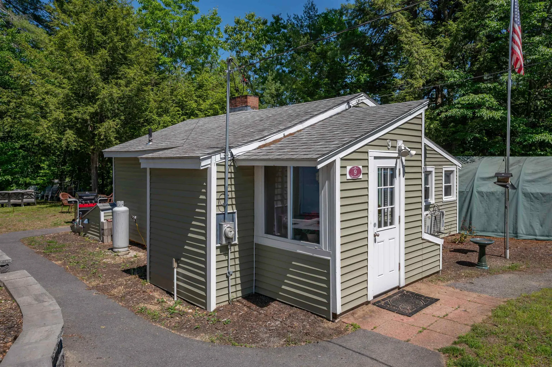 9 Upper Scotland Drive Raymond NH 03077