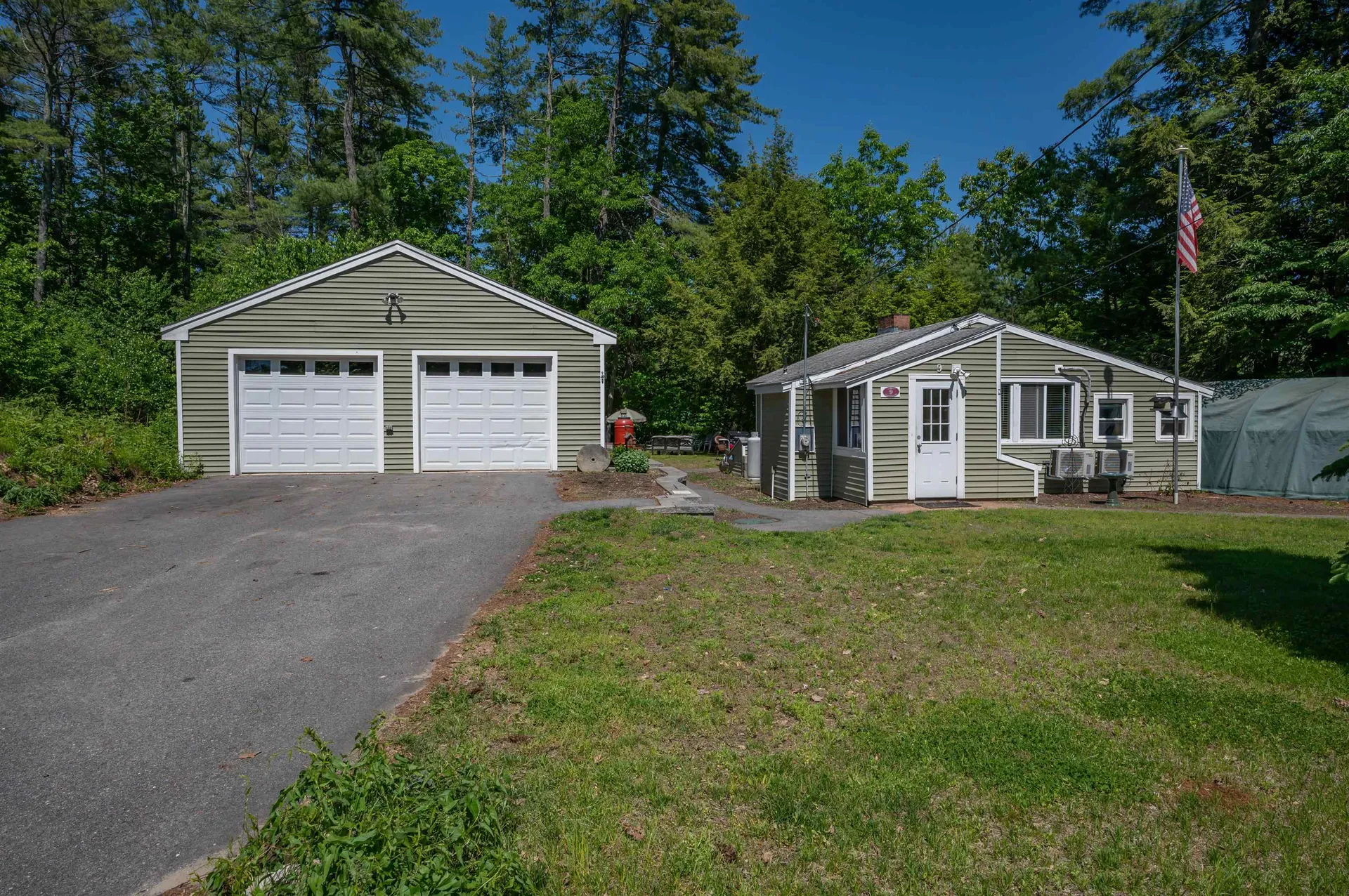 9 Upper Scotland Drive Raymond NH 03077