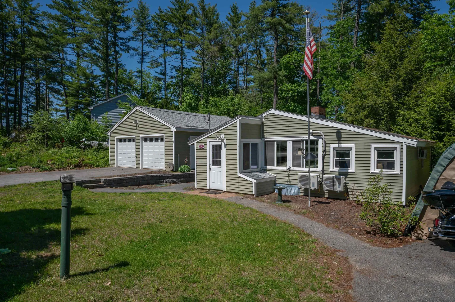 9 Upper Scotland Drive Raymond NH 03077