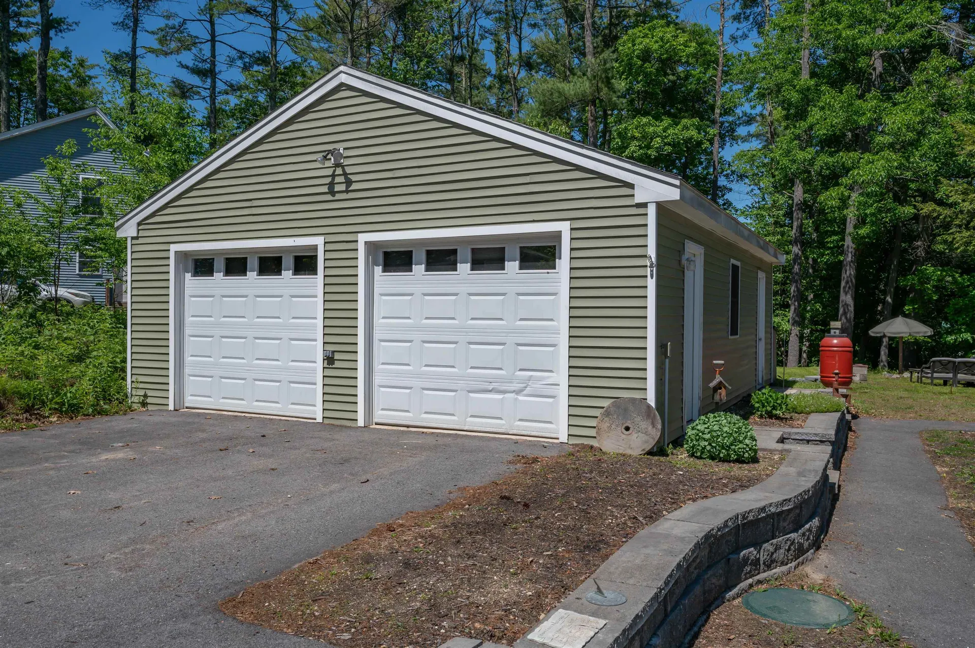 9 Upper Scotland Drive Raymond NH 03077