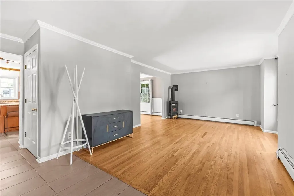 11 Dover Street South Burlington VT 05403