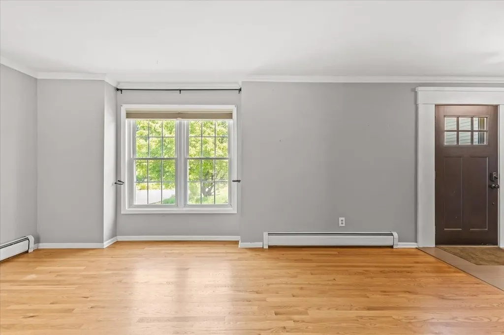11 Dover Street South Burlington VT 05403
