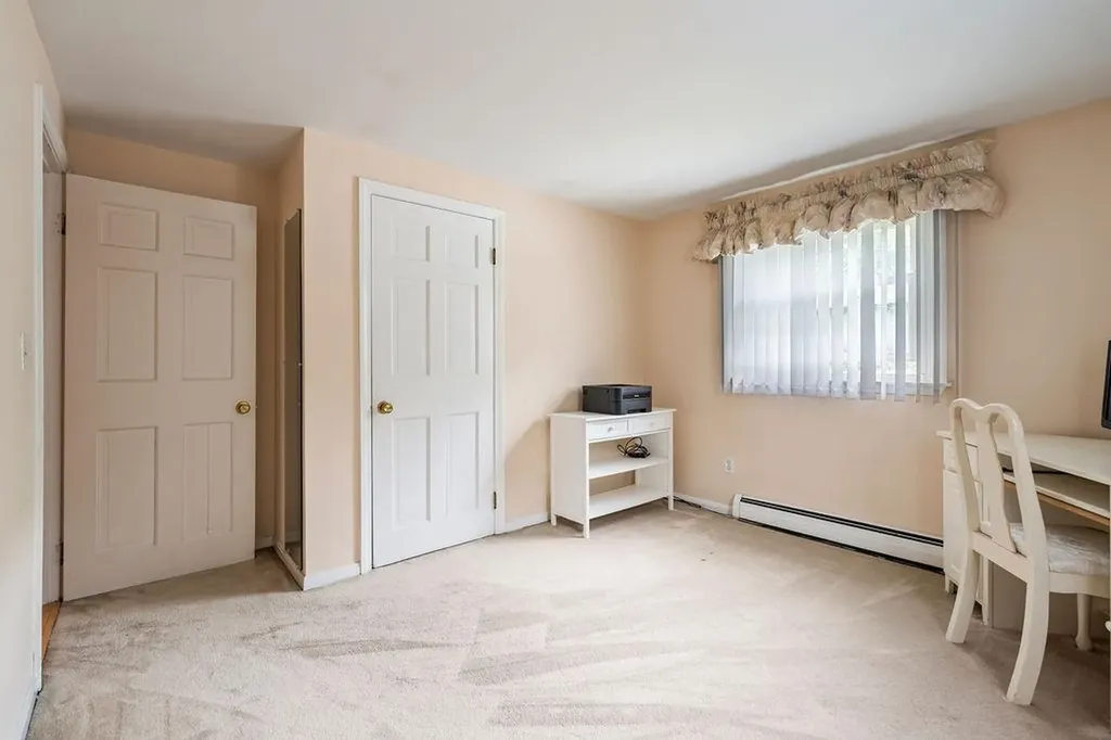 2 Harding Road Portsmouth NH 03801