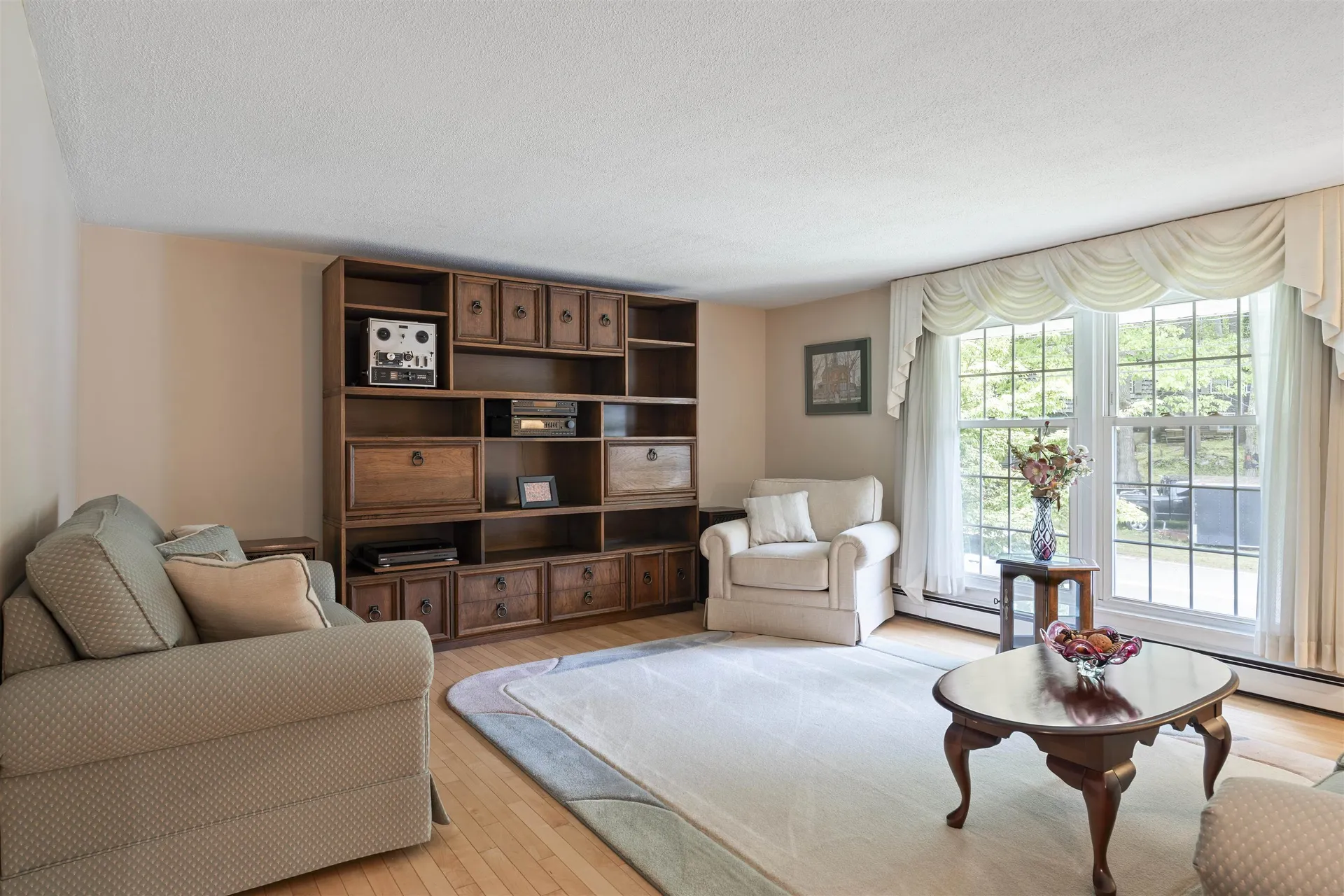 2 Harding Road Portsmouth NH 03801