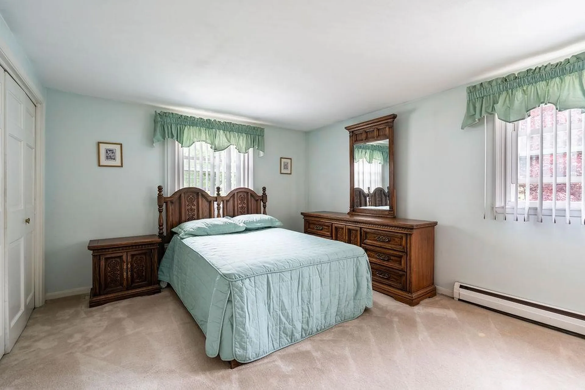 2 Harding Road Portsmouth NH 03801