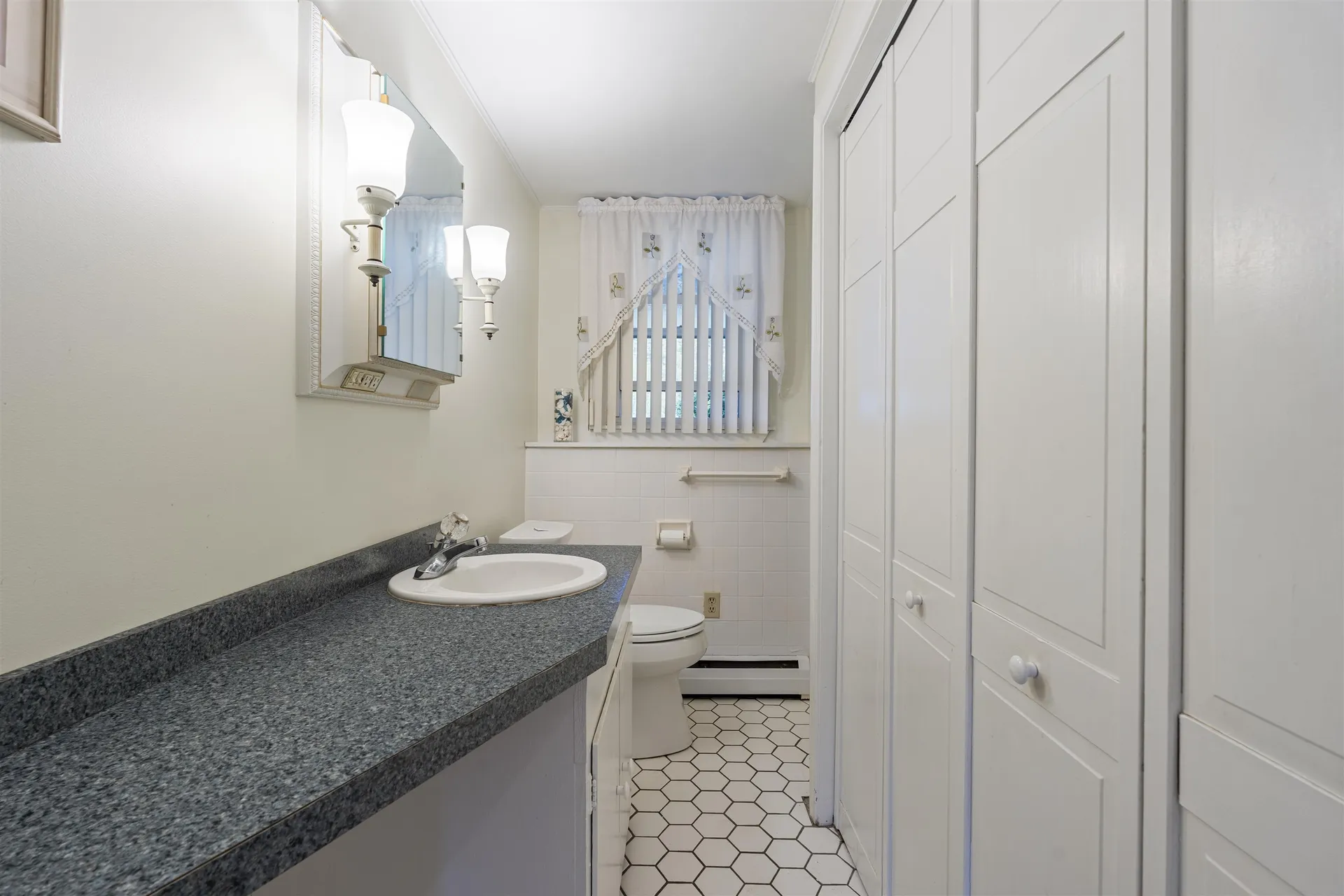 2 Harding Road Portsmouth NH 03801