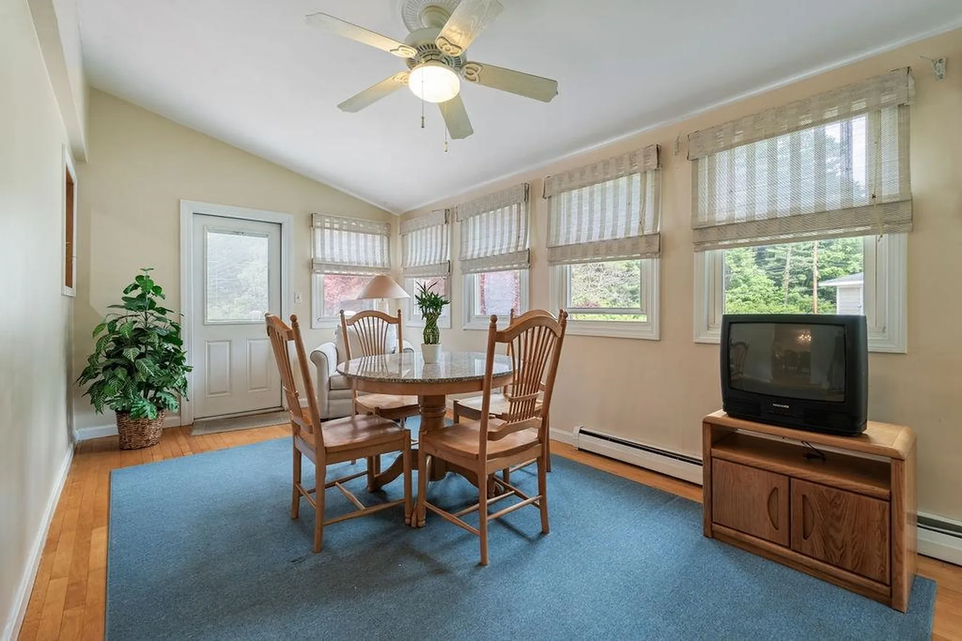 2 Harding Road Portsmouth NH 03801