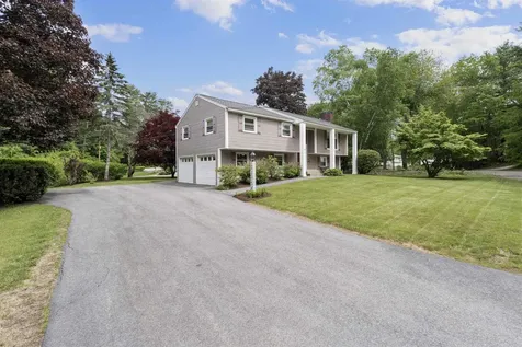 2 Harding Road Portsmouth NH 03801