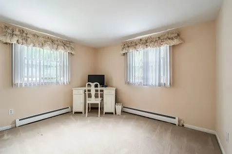 2 Harding Road Portsmouth NH 03801