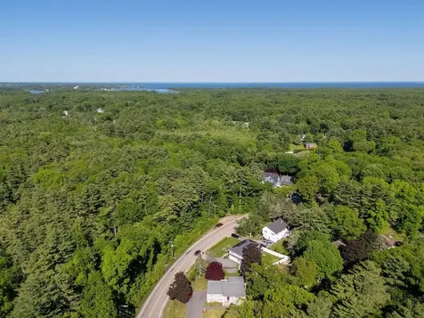 2 Harding Road Portsmouth NH 03801