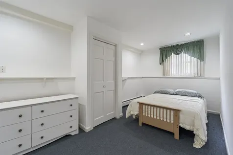 2 Harding Road Portsmouth NH 03801