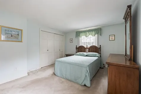 2 Harding Road Portsmouth NH 03801