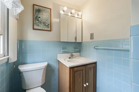 2 Harding Road Portsmouth NH 03801