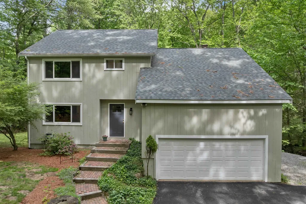 208 Liberty Hill Road Bedford NH 03110
