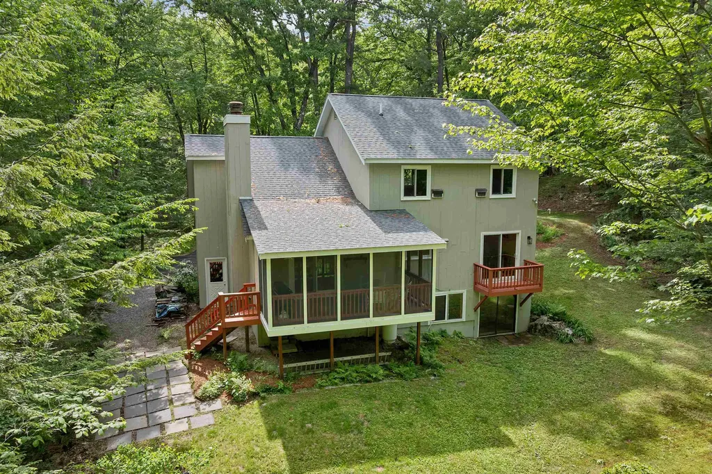 208 Liberty Hill Road Bedford NH 03110