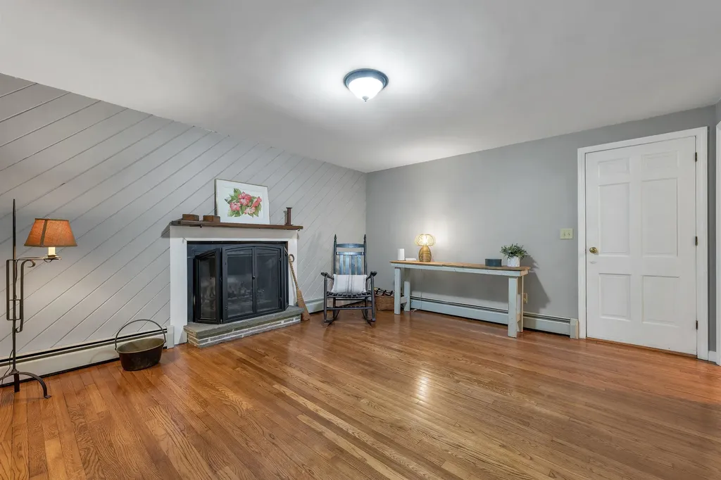 208 Liberty Hill Road Bedford NH 03110