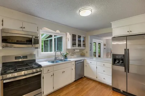 208 Liberty Hill Road Bedford NH 03110