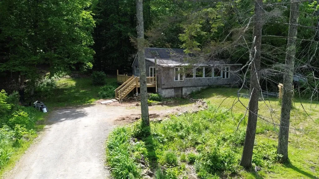 367 Route 123 N Route Stoddard NH 03464
