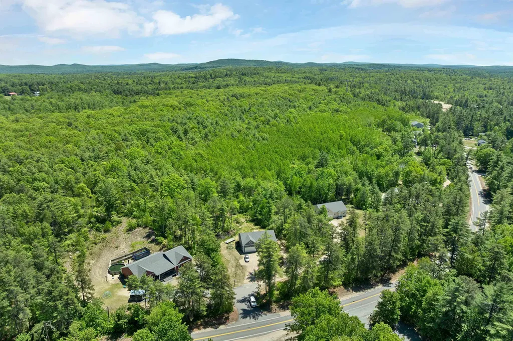 3690 Province Lake Road Wakefield NH 03830