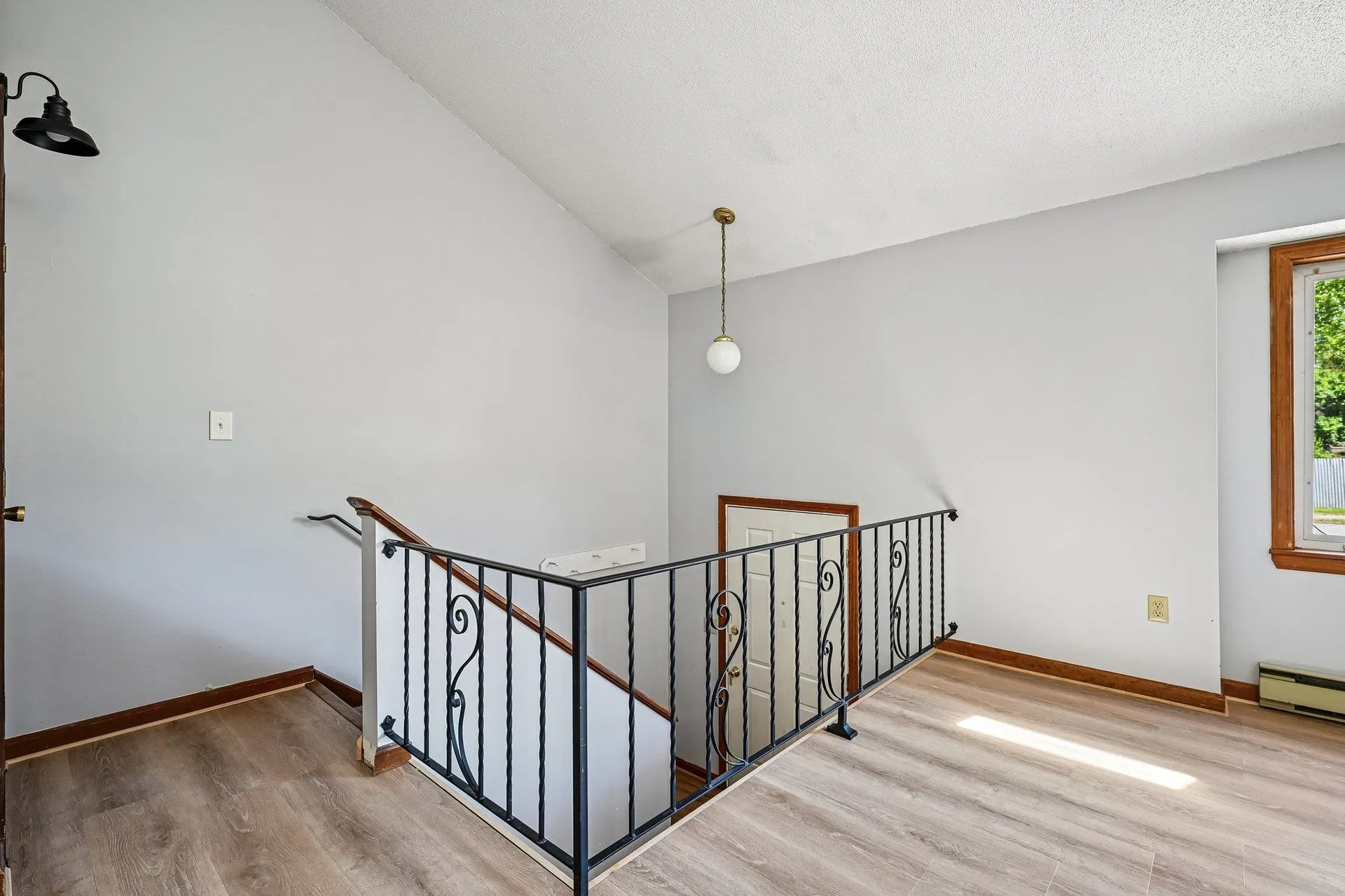 82 Derryfield Road Derry NH 03038