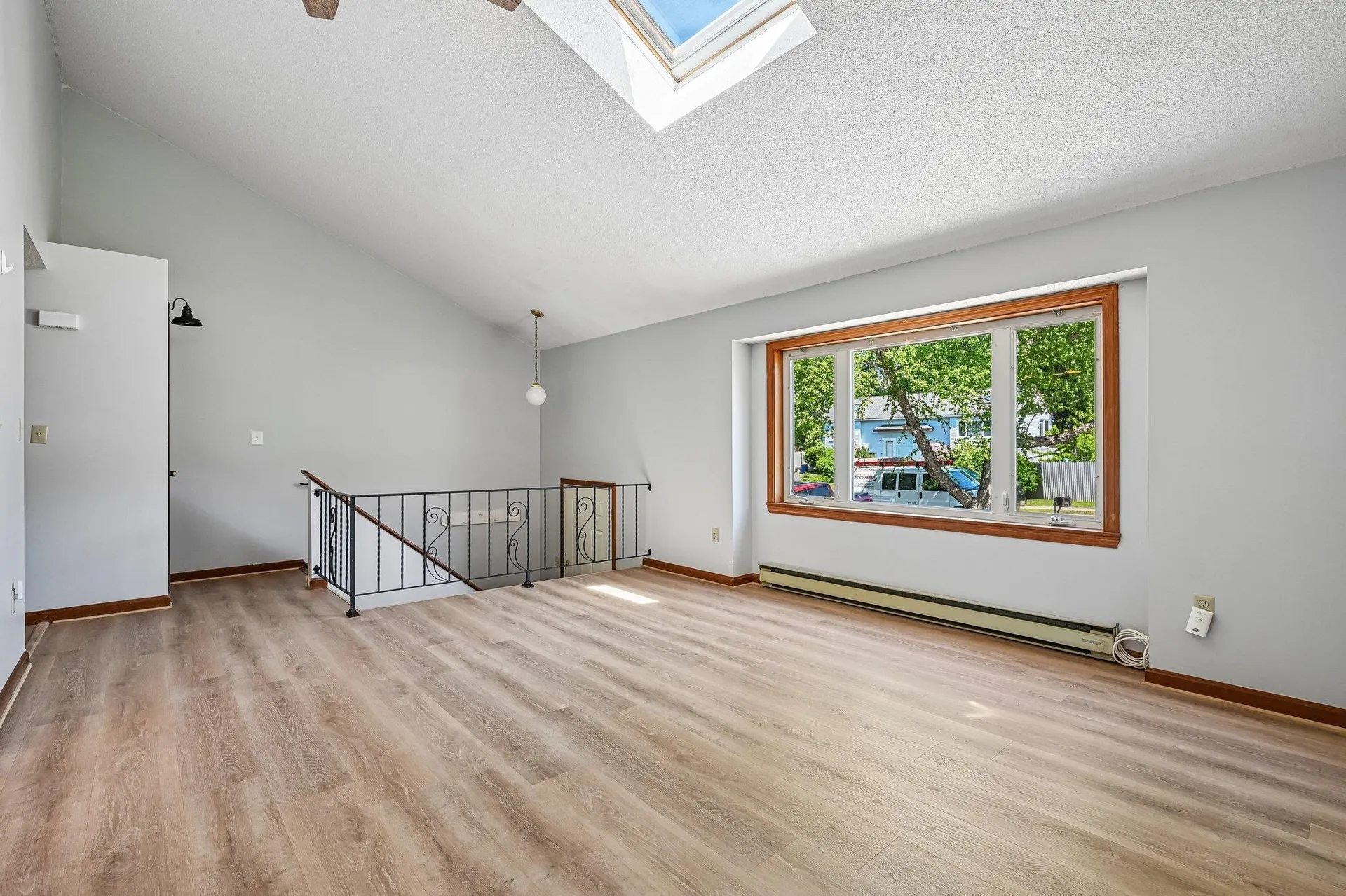 82 Derryfield Road Derry NH 03038