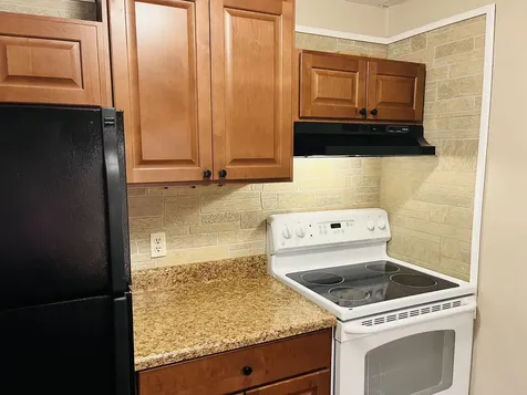 45C Constitution Drive Londonderry NH 03053