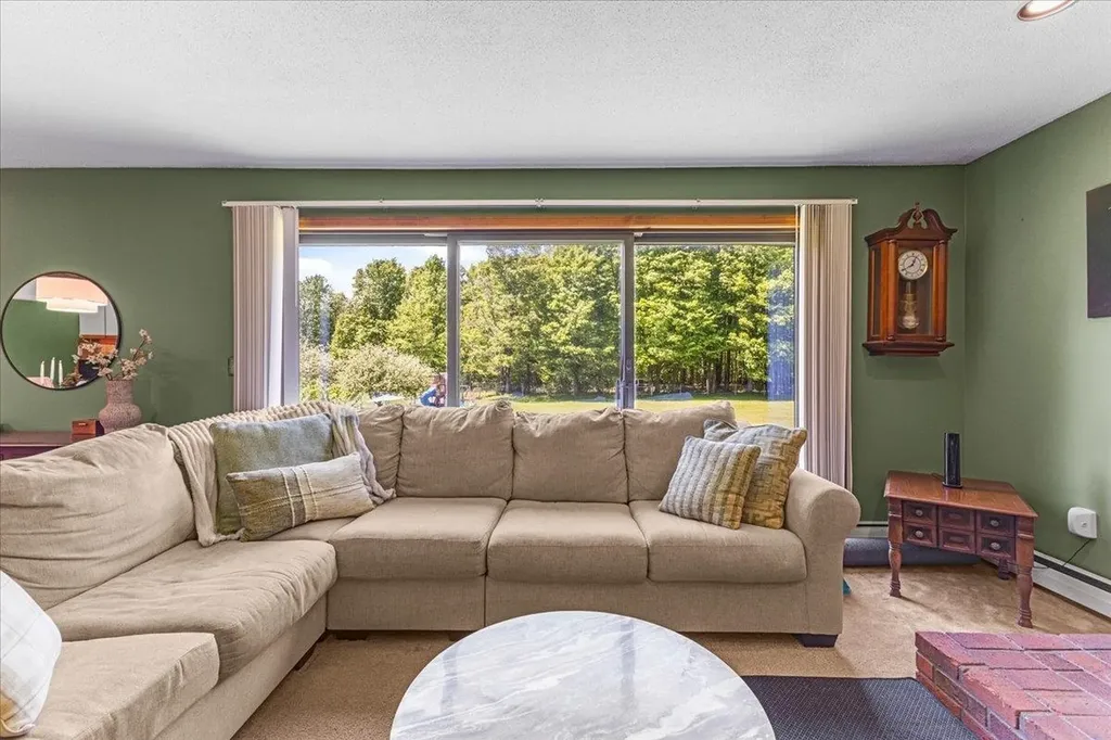 2206 Highgate Road Swanton VT 05488