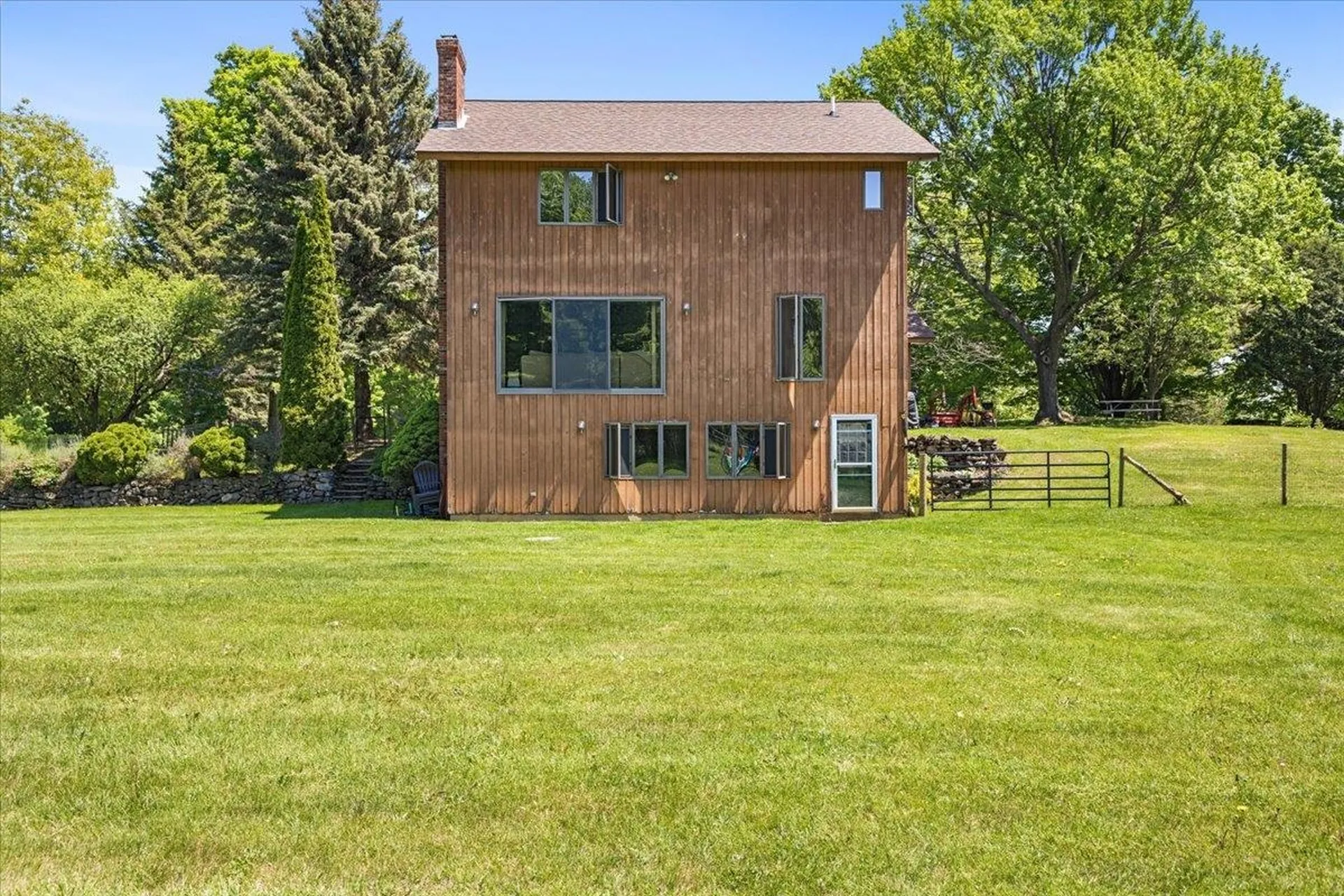 2206 Highgate Road Swanton VT 05488