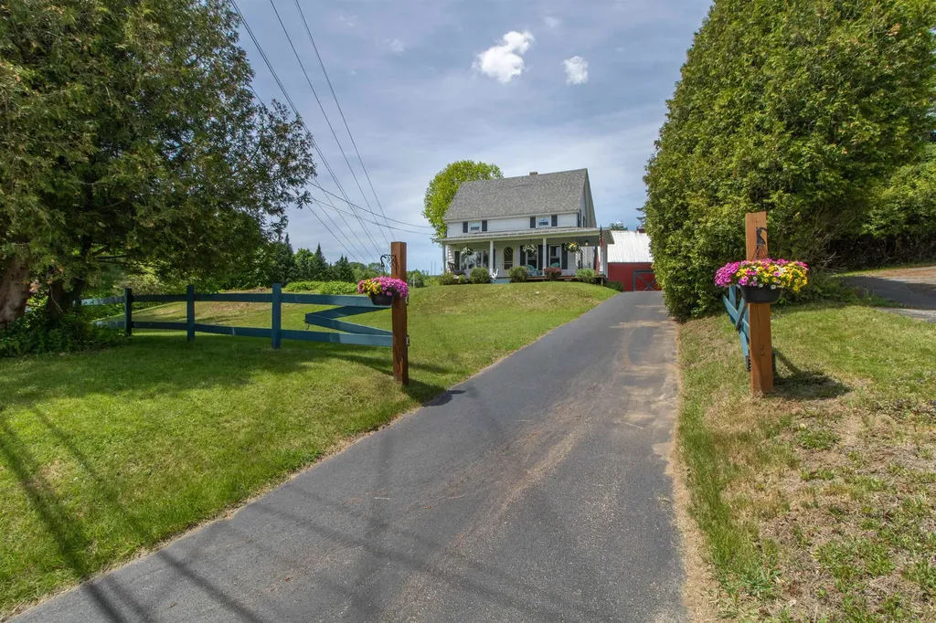 736 Pleasant Street Newport City VT 05855