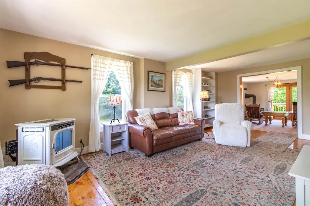 736 Pleasant Street Newport City VT 05855