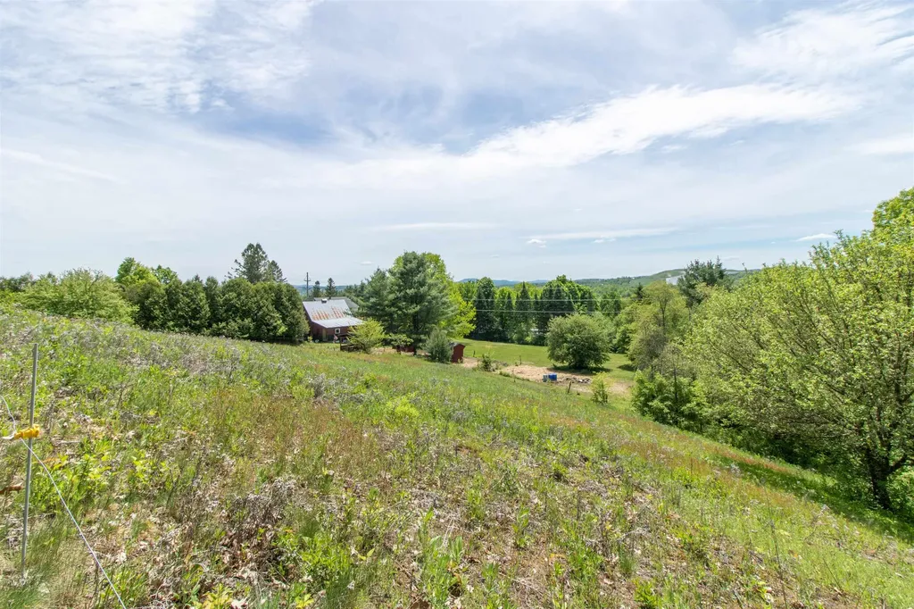 736 Pleasant Street Newport City VT 05855
