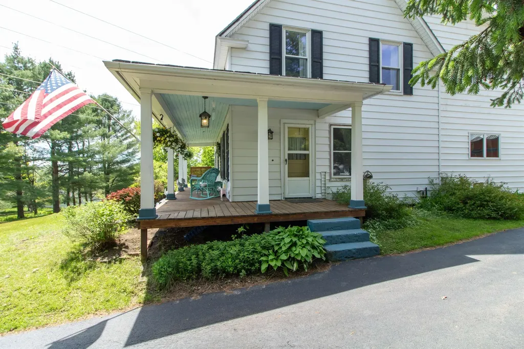 736 Pleasant Street Newport City VT 05855