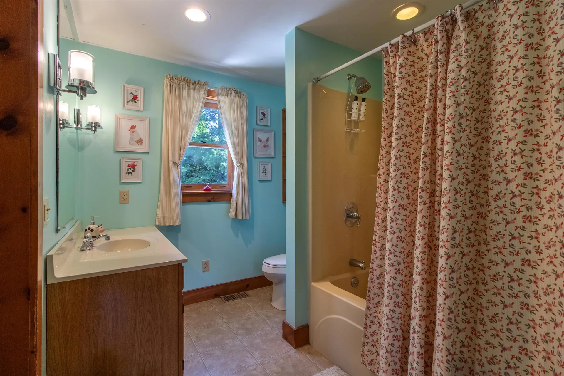 736 Pleasant Street Newport City VT 05855