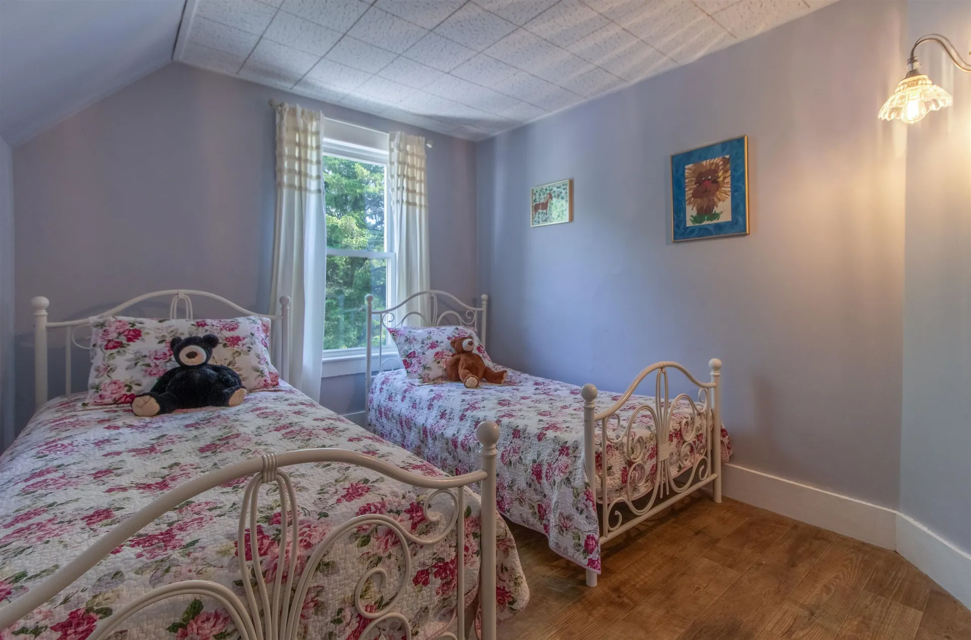 736 Pleasant Street Newport City VT 05855