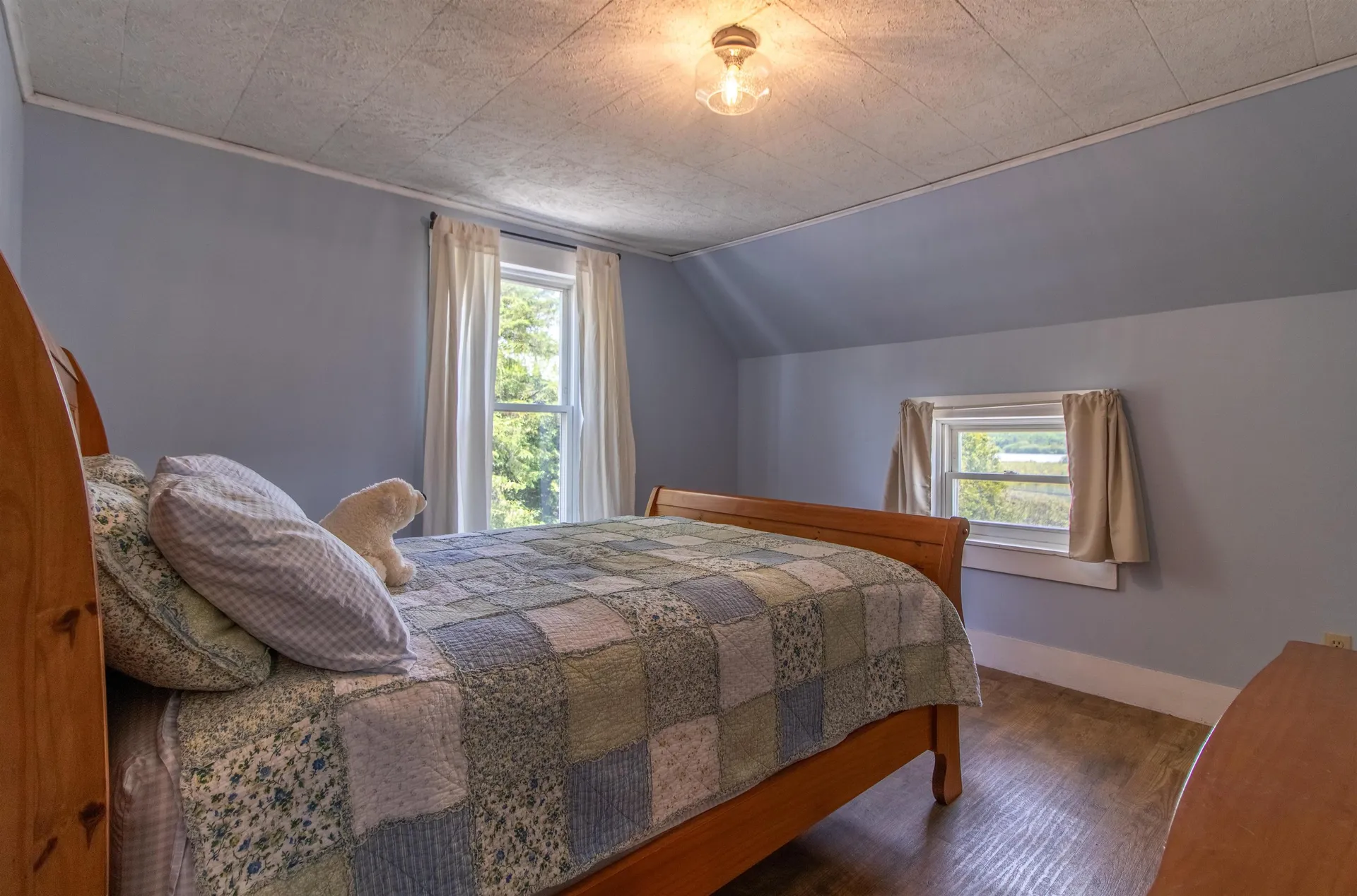 736 Pleasant Street Newport City VT 05855
