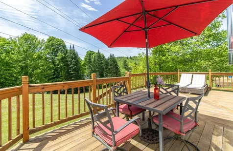 736 Pleasant Street Newport City VT 05855