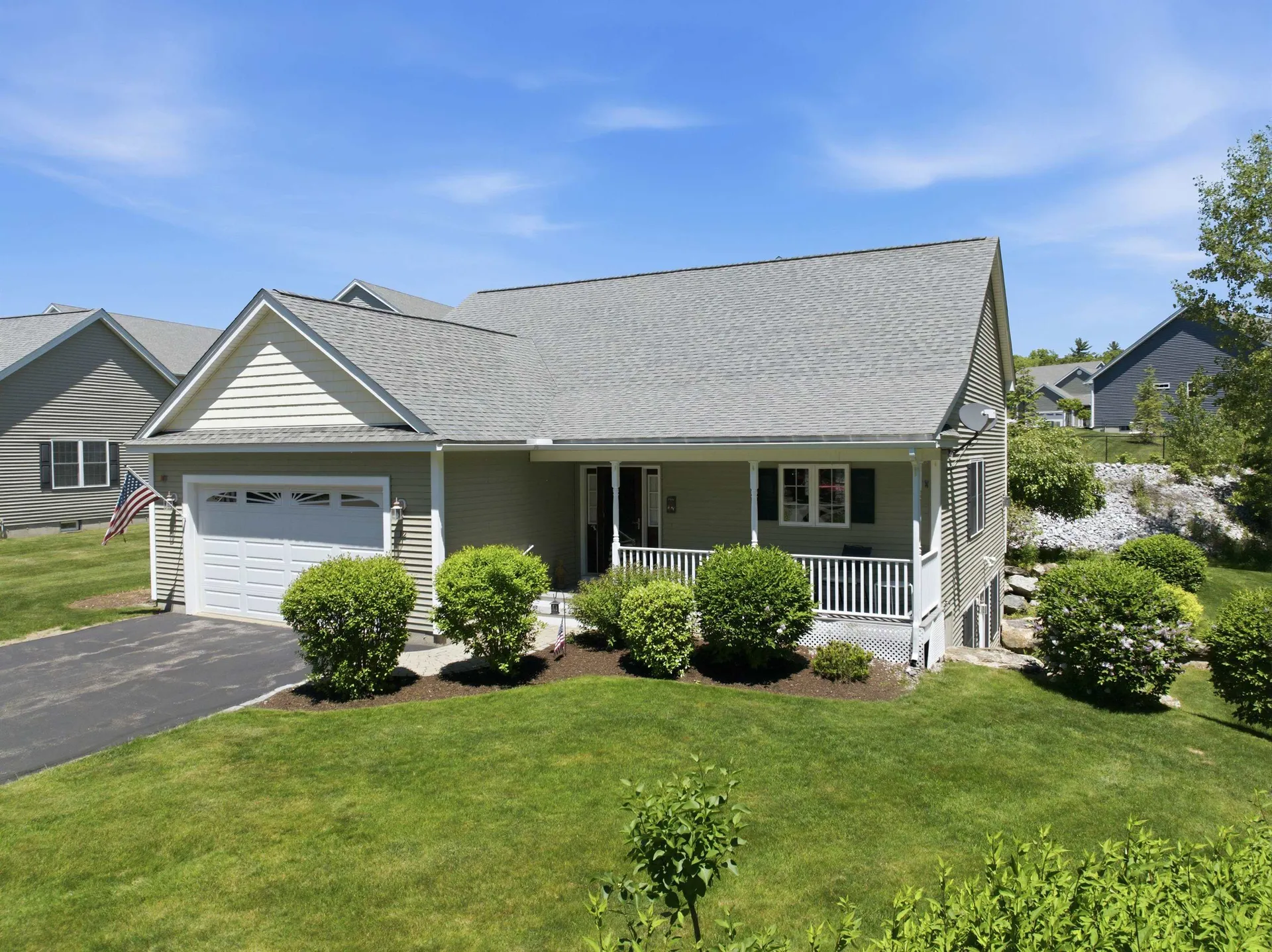 12 Thorn Hill Road Hooksett NH 03106