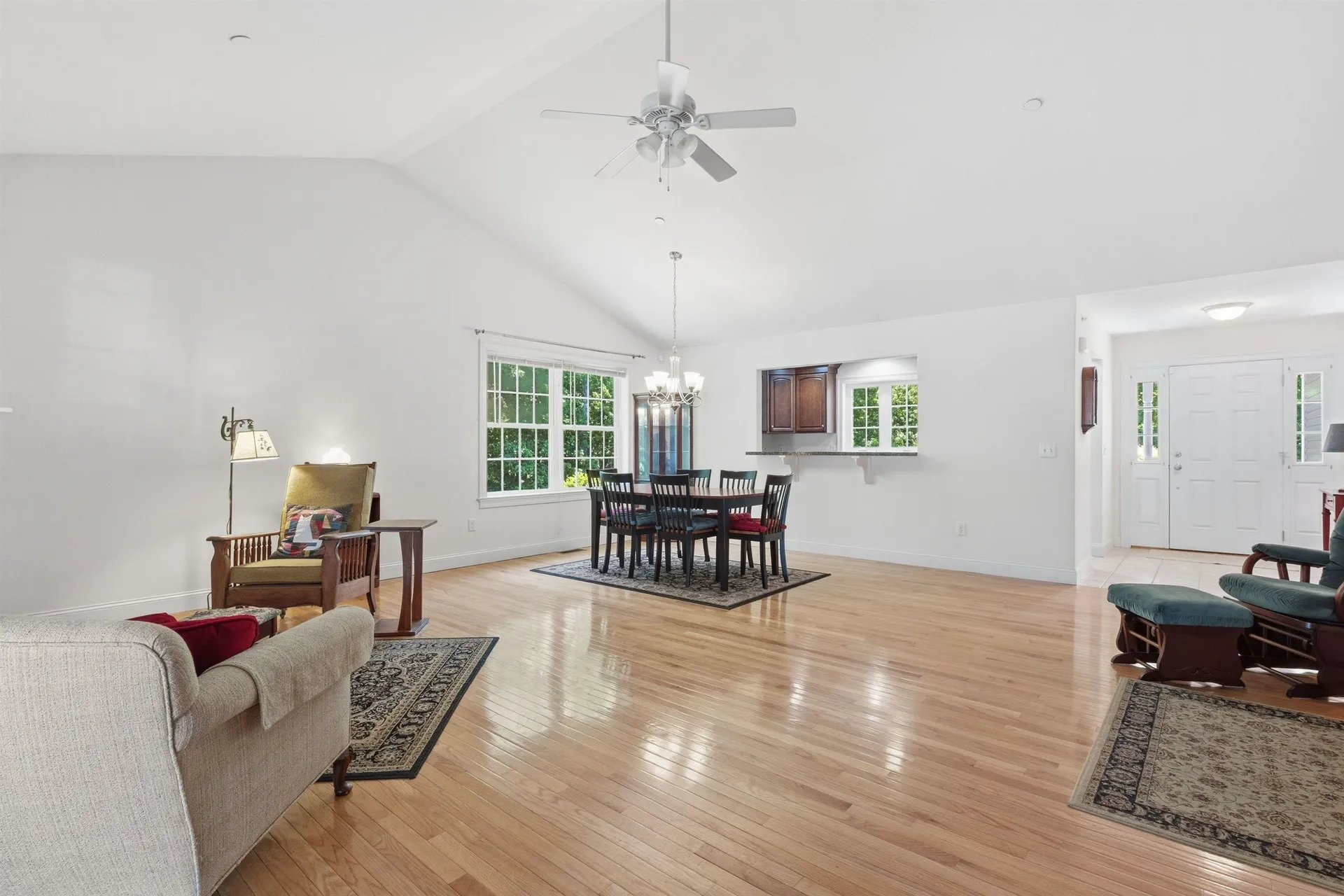12 Thorn Hill Road Hooksett NH 03106