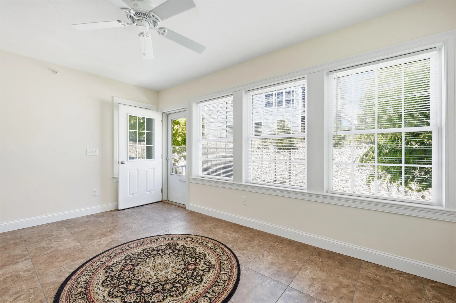 12 Thorn Hill Road Hooksett NH 03106