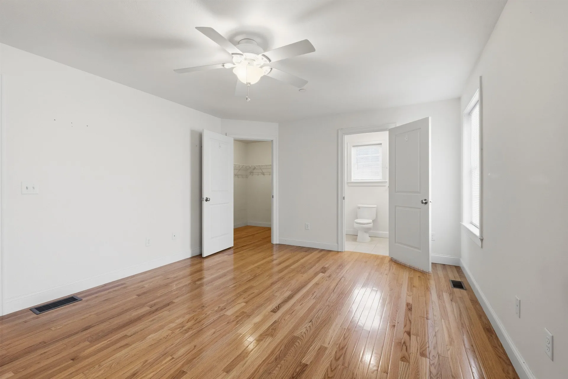 12 Thorn Hill Road Hooksett NH 03106