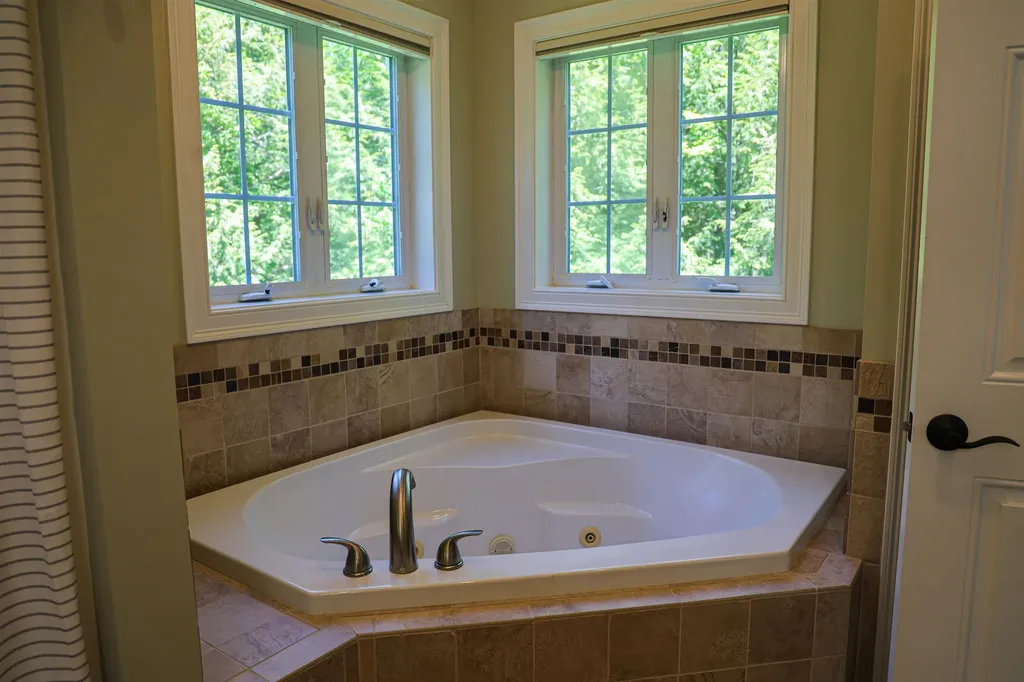 61 Farm View Lane Gilford NH 03249