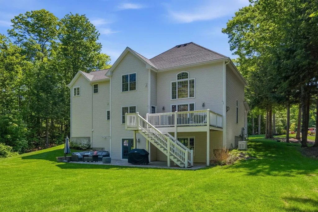 61 Farm View Lane Gilford NH 03249