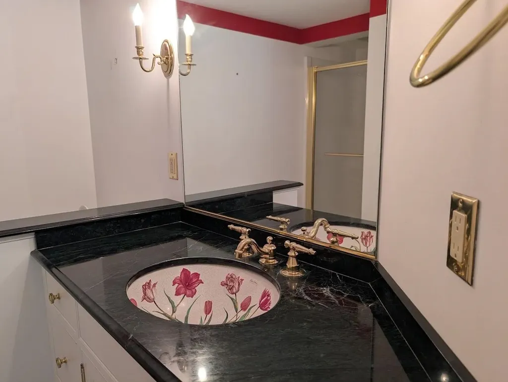 16 Gould Hill Road Hopkinton NH 03229