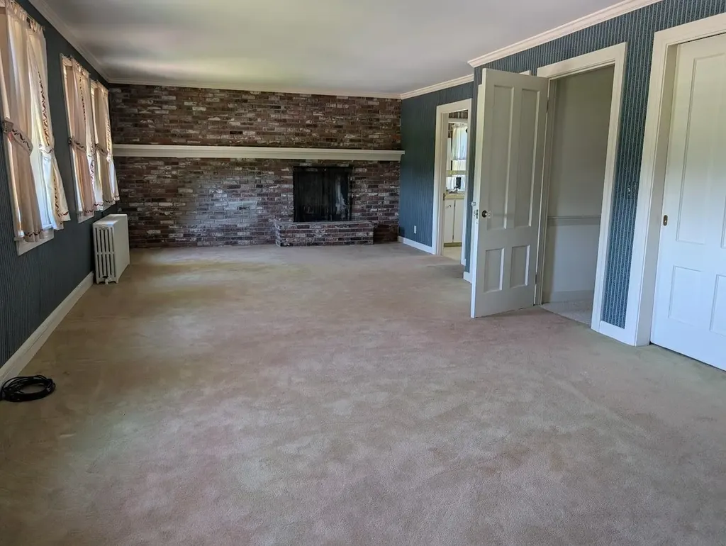 16 Gould Hill Road Hopkinton NH 03229