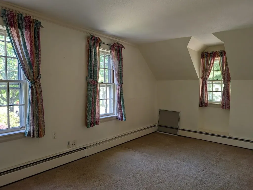 16 Gould Hill Road Hopkinton NH 03229