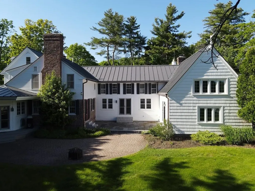 16 Gould Hill Road Hopkinton NH 03229